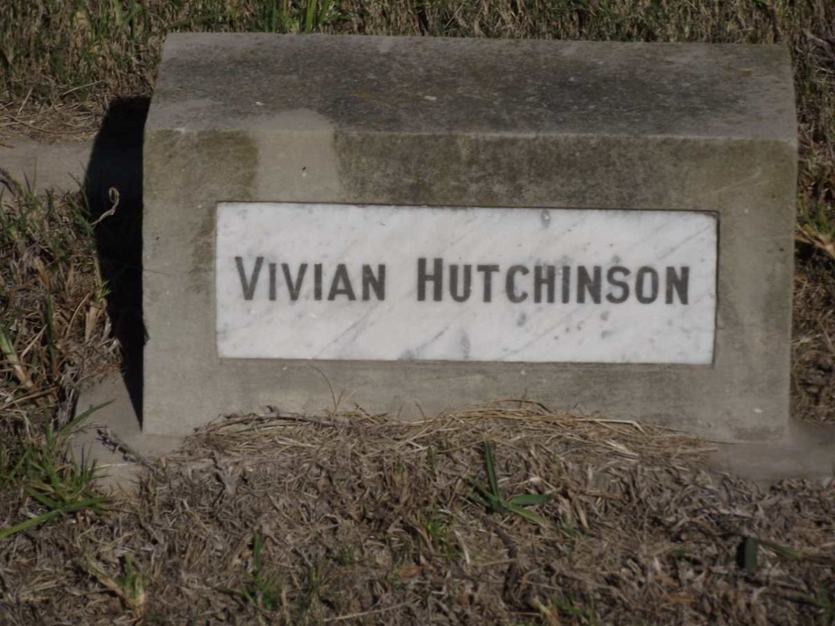 HUTCHINSON Vivian