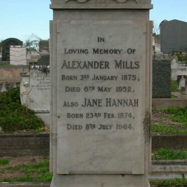 MILLS Alexander 1875-1952 &amp; Jane Hannah 1874-1964