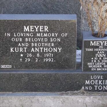 MEYER Ivan 1949-2004 :: MEYER Kurt Anthony 1971-1992 