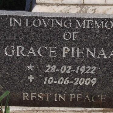 PIENAAR Grace 1922-2009