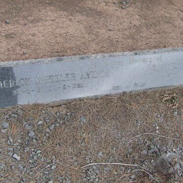 AYLWIN Frederick Wheeler 1911-1980 &amp; Frances PREISS 1917-1971