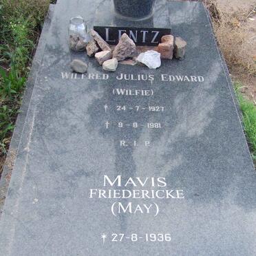 LENTZ Wilfred Julius Edward 1927-1981 &amp; Mavis Friedericke 1936-2007