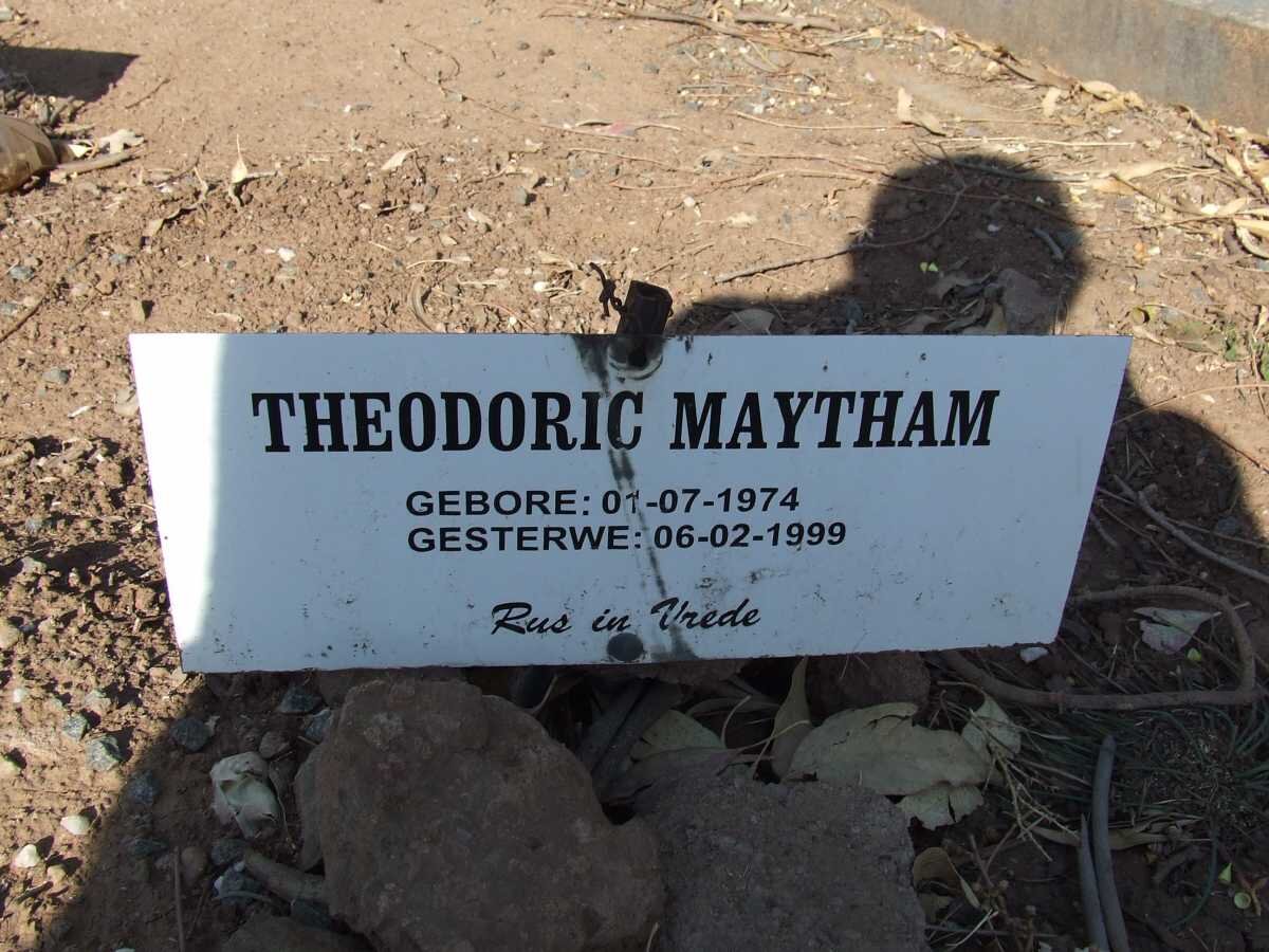 MAYTHAM Theodoric 1974-1999
