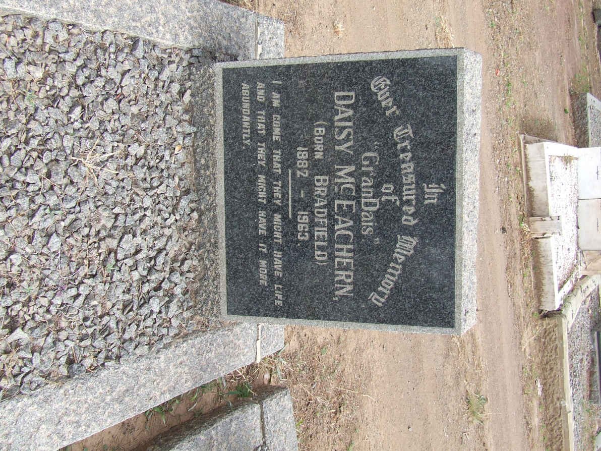 McEACHERN Daisy nee BRADFIELD 1882-1963