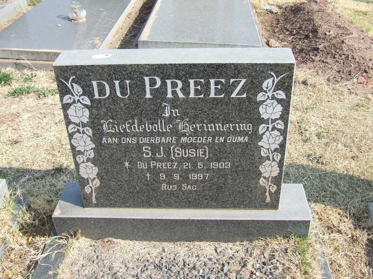 PREEZ S.J., du 1903-1997