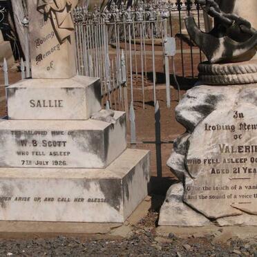 SCOTT Sallie -1926 :: SCOTT Valerie -1904