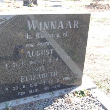 WINNAAR August 1911-1984 &amp; Elizabeth 1910-1986