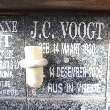 VOOGT J.C. 1930-2005