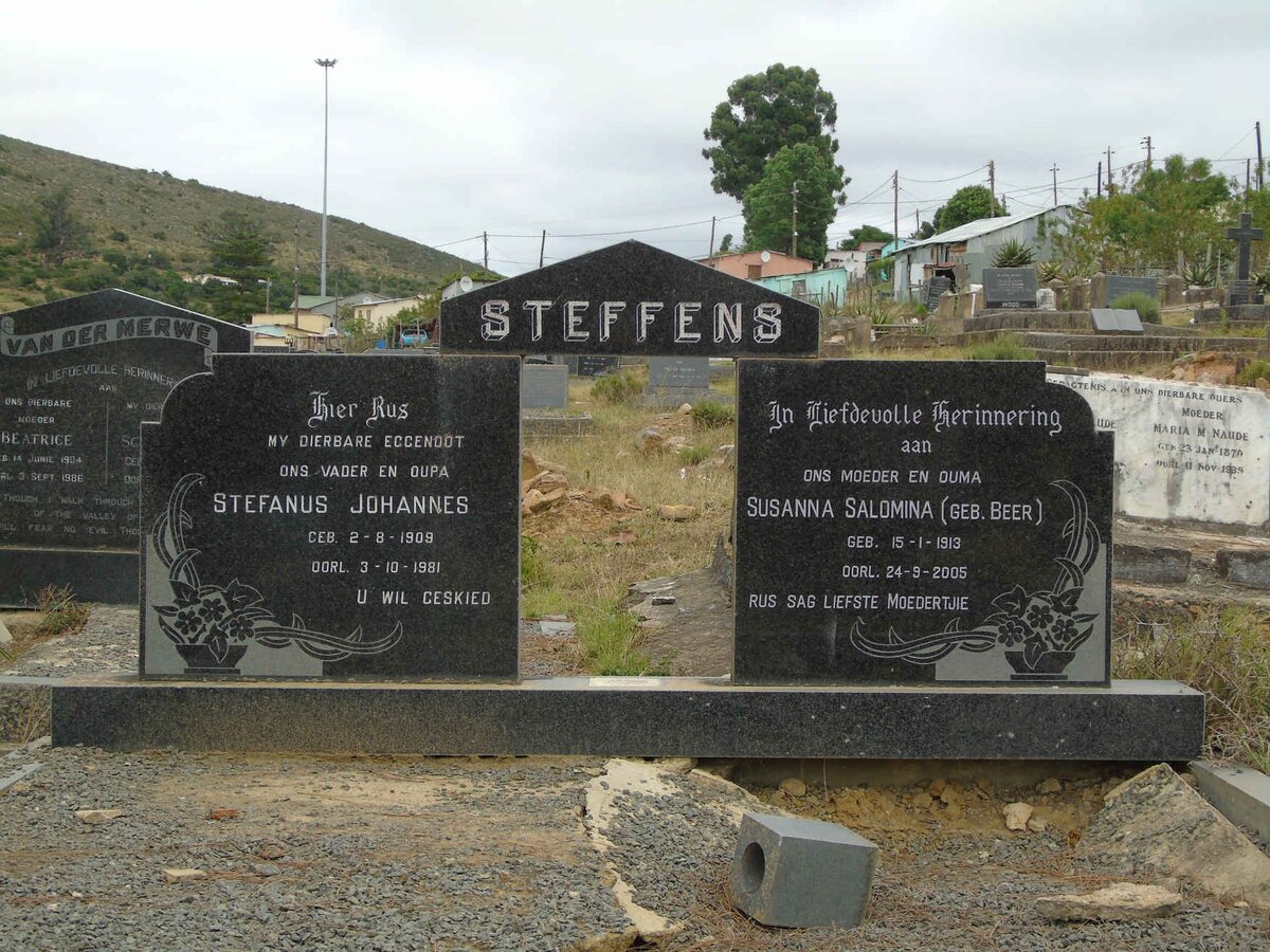 STEFFENS Stefanus Johannes 1909-1981 &amp; Susanna Salomina BEER 1913-2005