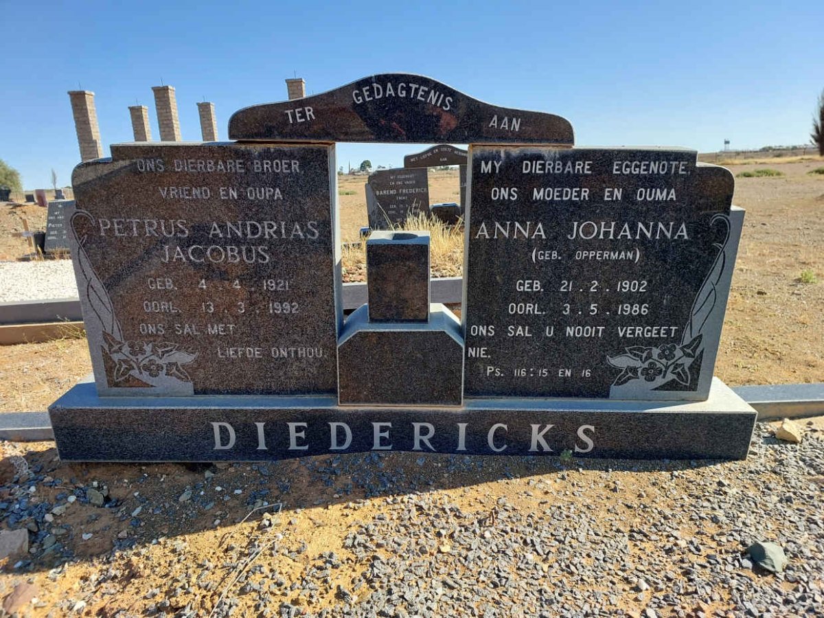 DIEDERICKS Petrus Andrias Jacobus 1921-1992 &amp; Anna Johanna OPPERMAN 1902-1986