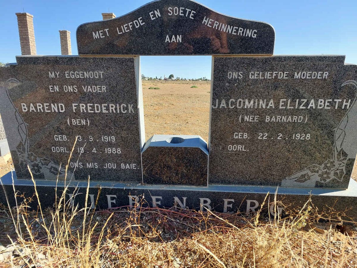 LIEBENBERG Barend Frederick 1919-1988 &amp; Jacomina Elizabeth BARNARD 1928-