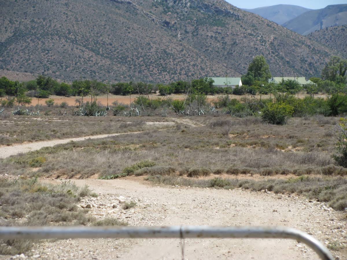 2. Entrance to the farm