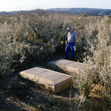 Eastern Cape, STEYTLERVILLE district, Rural (farm cemeteries)