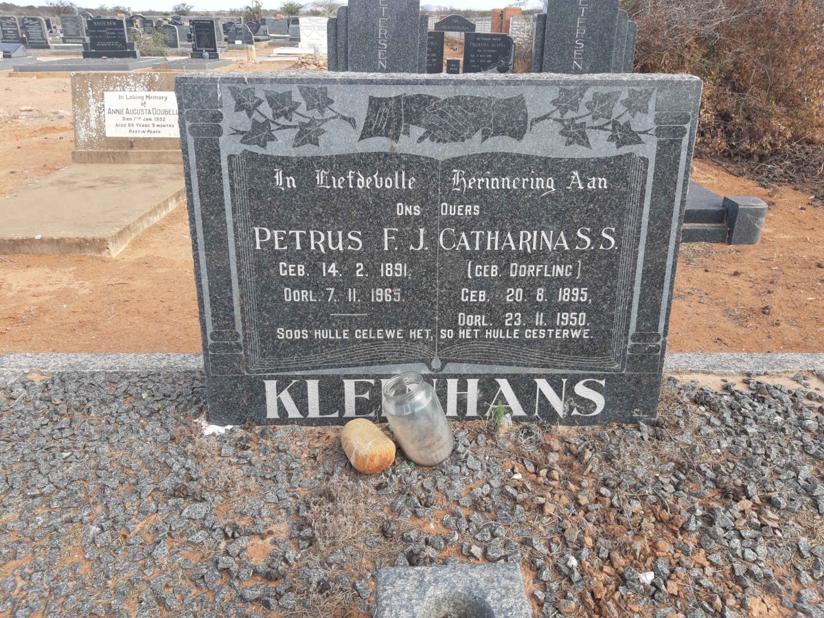 KLEINHANS Petrus F.J. 1891-1965 &amp; Catharina S.S. DORFLING 1895-1950