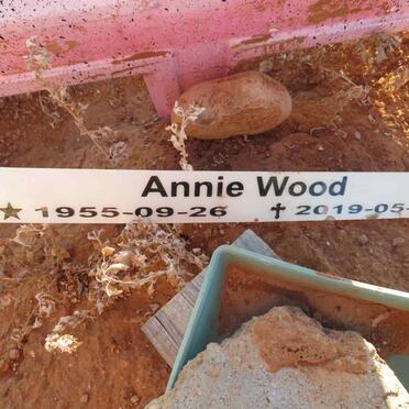 W - Surnames :: Vanne - W