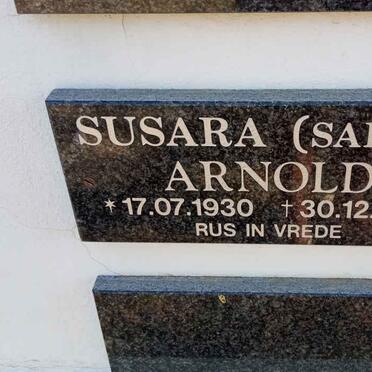 ARNOLD Susara 1930-2017