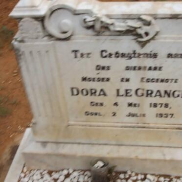 GRANGE Dora, le 1878-1937