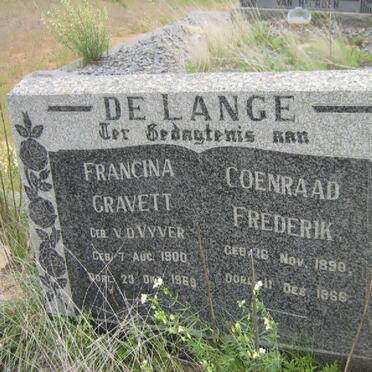 LANGE Coenraad Frederik, de 1890-1966 &amp; Francina Gravett V.D. VYVER 1900-1968