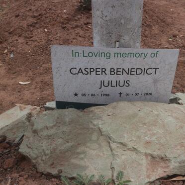 JULIUS Casper Benedict 1998-2020