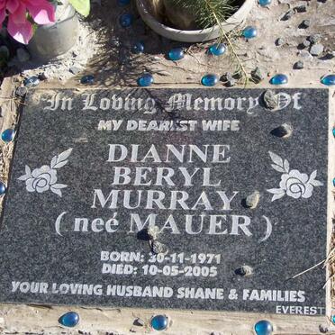 MURRAY Dianne Beryl nee MAUER 1971-2005