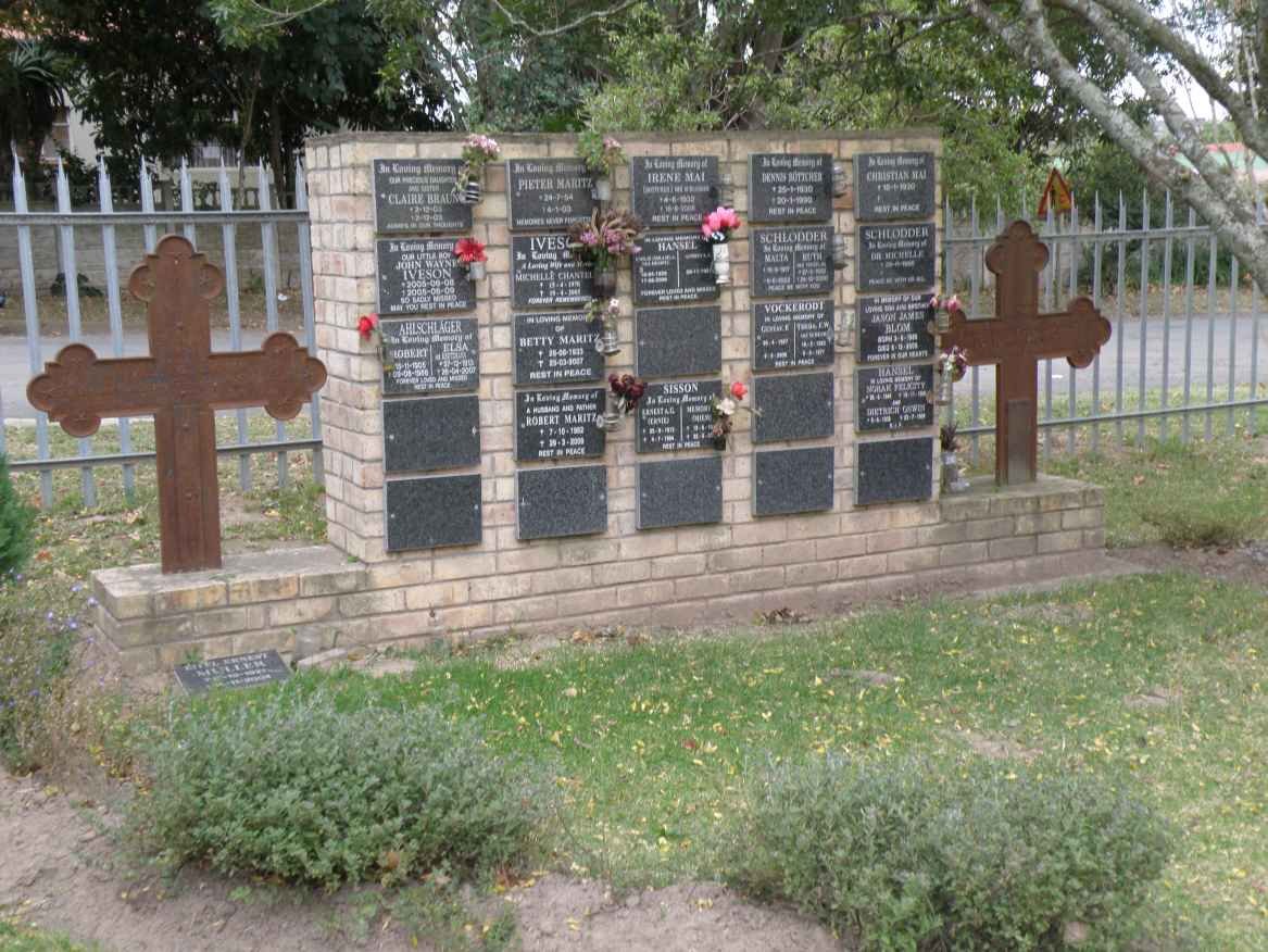 St Paul's Lutheran Memorial Wall_1