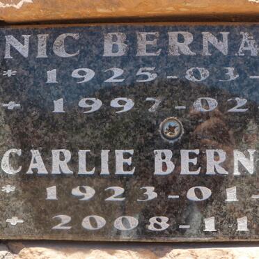 BERNARD Nic 1925-1997 &amp; Carlie 1923-2008