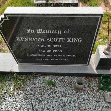 KING Kenneth Scott 1921-2008 &amp; Myra Elizabeth Pat 1926-2014