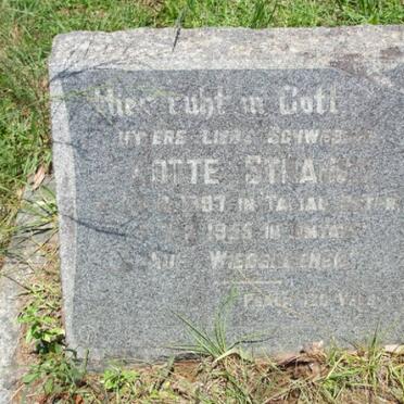 STRAUSS Lotte 1897-1955