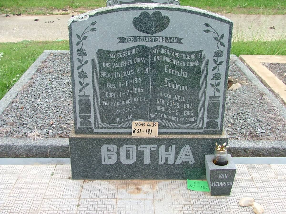 BOTHA Marthinus C.J. 1919-1985 &amp; Cornelia Hendrina NELL 1917-1966