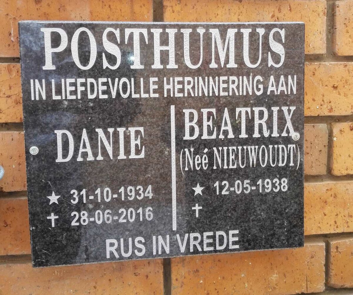 POSTHUMUS Danie 1934-2016 &amp; Beatrix NIEUWOUDT 1938-