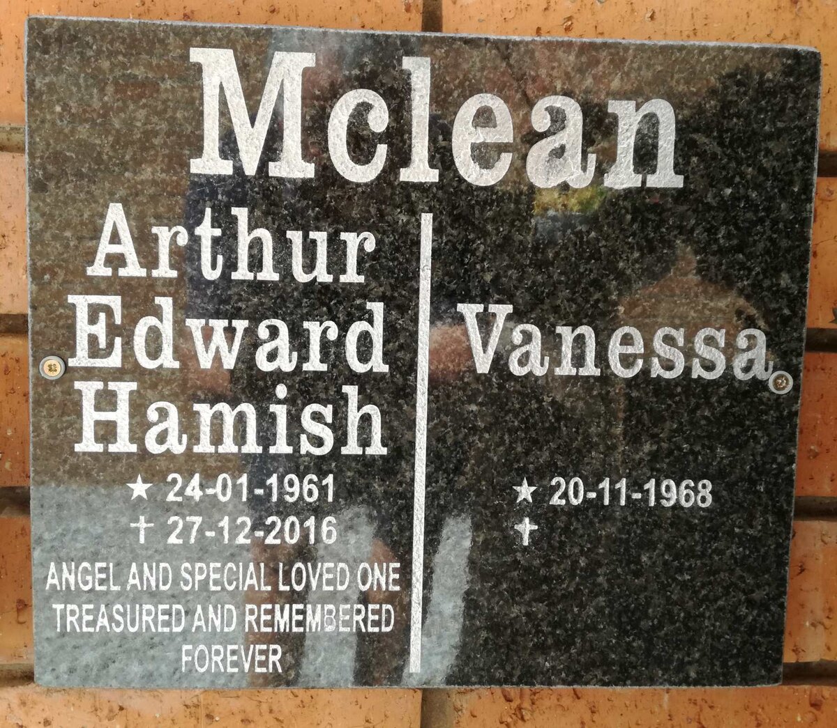 MCLEAN Arthur Edward Hamish 1961-2016 &amp; Vanessa 1968-
