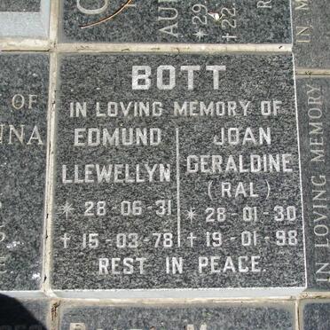 BOTT Edmund Llewellyn 1931-1978 &amp; Joan Geraldine 1930-1998