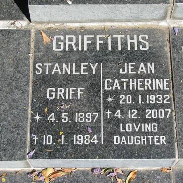 GRIFFITHS Stanley Griff 1897-1984:: GRIFFITHS Jean Catherine 1932-2007