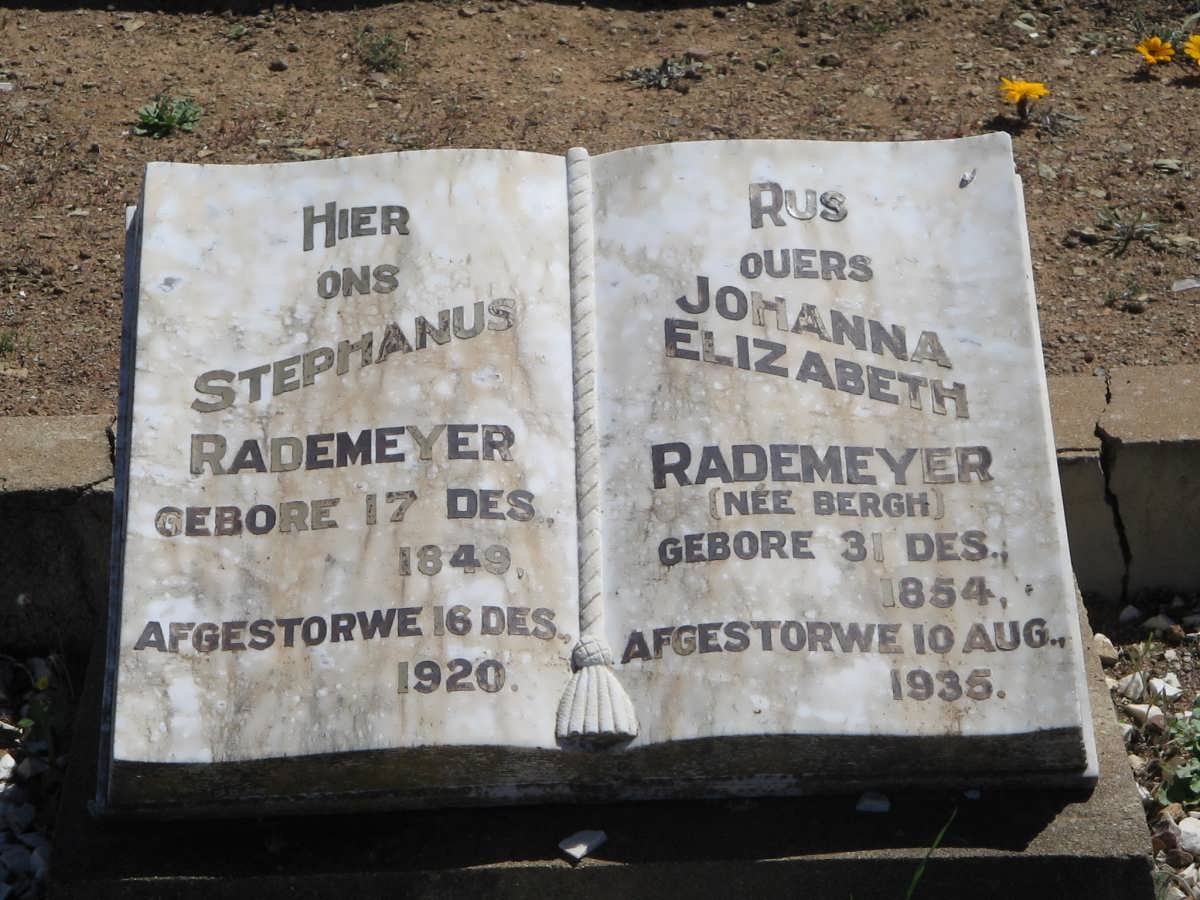 RADEMEYER Stephanus 1849-1920 &amp; Johanna Elizabeth BERGH 1854-1935