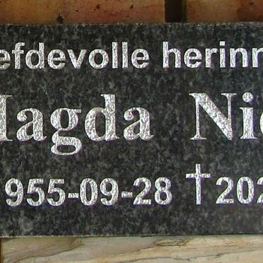 NIEMAN Magda 1955-2023