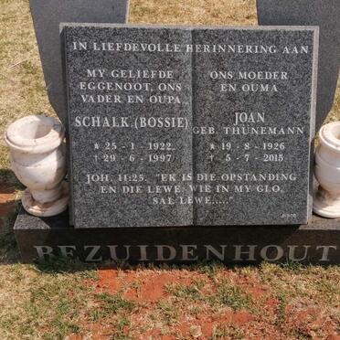BEZUIDENHOUT Schalk 1922-1997 &amp; Joan THUNEMANN 1926-2015