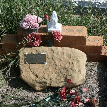 E - Surnames :: Vanne - E