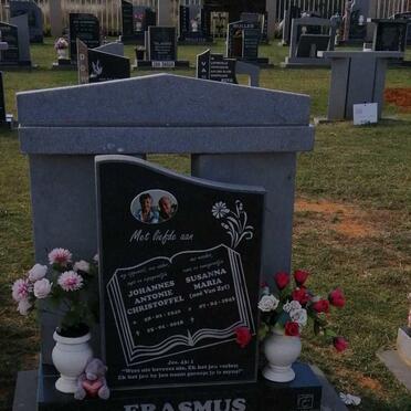 ERASMUS Johannes Antonie Christoffel 1940-2018 &amp; Susanna Maria VAN ZYL 1943-