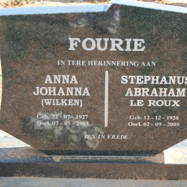 FOURIE Stephanus Abraham le Roux 1926-2005 &amp; Anna Johanna WILKEN 1927-2003