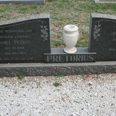 PRETORIUS Daniel Petrus 1898-1975 &amp; Jacoba F.N BARNARD 1900-1997