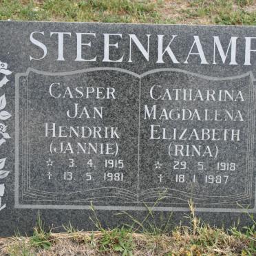 STEENKAMP Casper Jan Hendrik 1915-1981 &amp; Catharina Magdalena Elizabeth 1918-1987