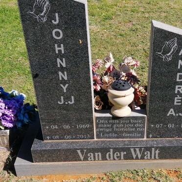 WALT J.J., van der 1969-2013 &amp; A.J. 1968-