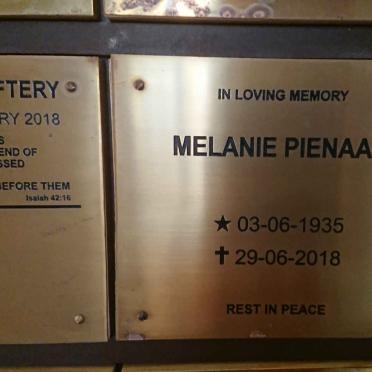 PIENAAR Melanie 1935-2018