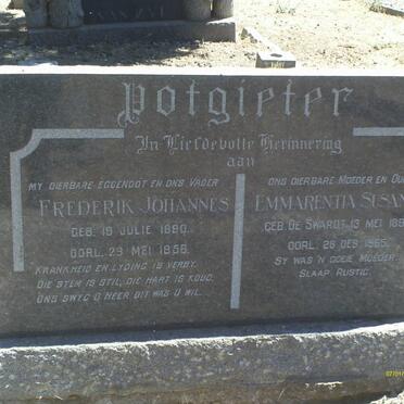 POTGIETER Frederik Johannes 1890-1956 &amp; Emmarentia Susanna DE SWARDT 1892-1965