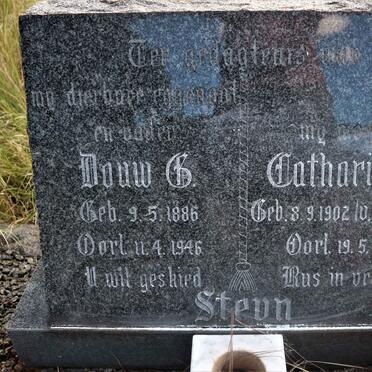 STEYN Douw C. 1886-1946 &amp; Catharina M. V.D. WATH 1902-1971