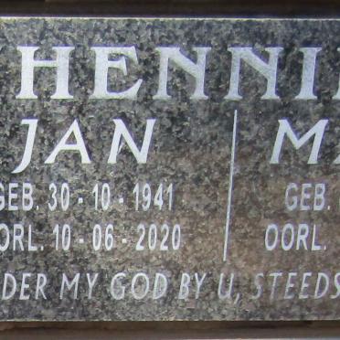 HENNING Jan 1941-2020 &amp; Maria 1948-