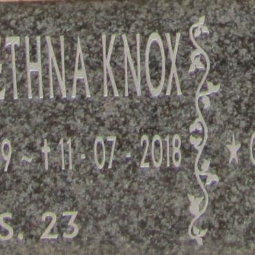 KNOX Ivan 1935-2019 & Vanessa Ethna 1939-2018