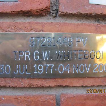 WHITEBOOI G.W. 1977-2000