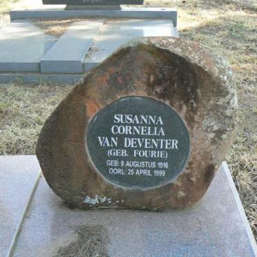 DEVENTER Sarel Petrus, van 1921-1983 &amp; Susanna Cornelia FOURIE 1916-1999