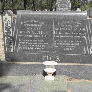 FICK Jan Jacobus 1883-1944 &amp; Fredricka Elizabeth BEZUIDENHOUDT 1884-1961